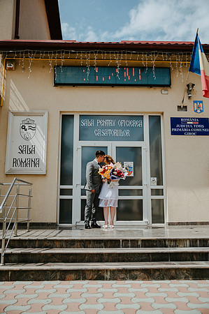 _SLB8930