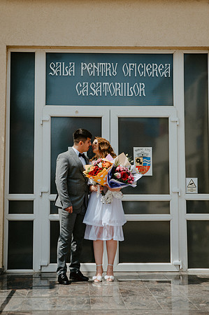 _SLB8929