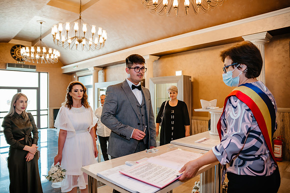 _SLB8868